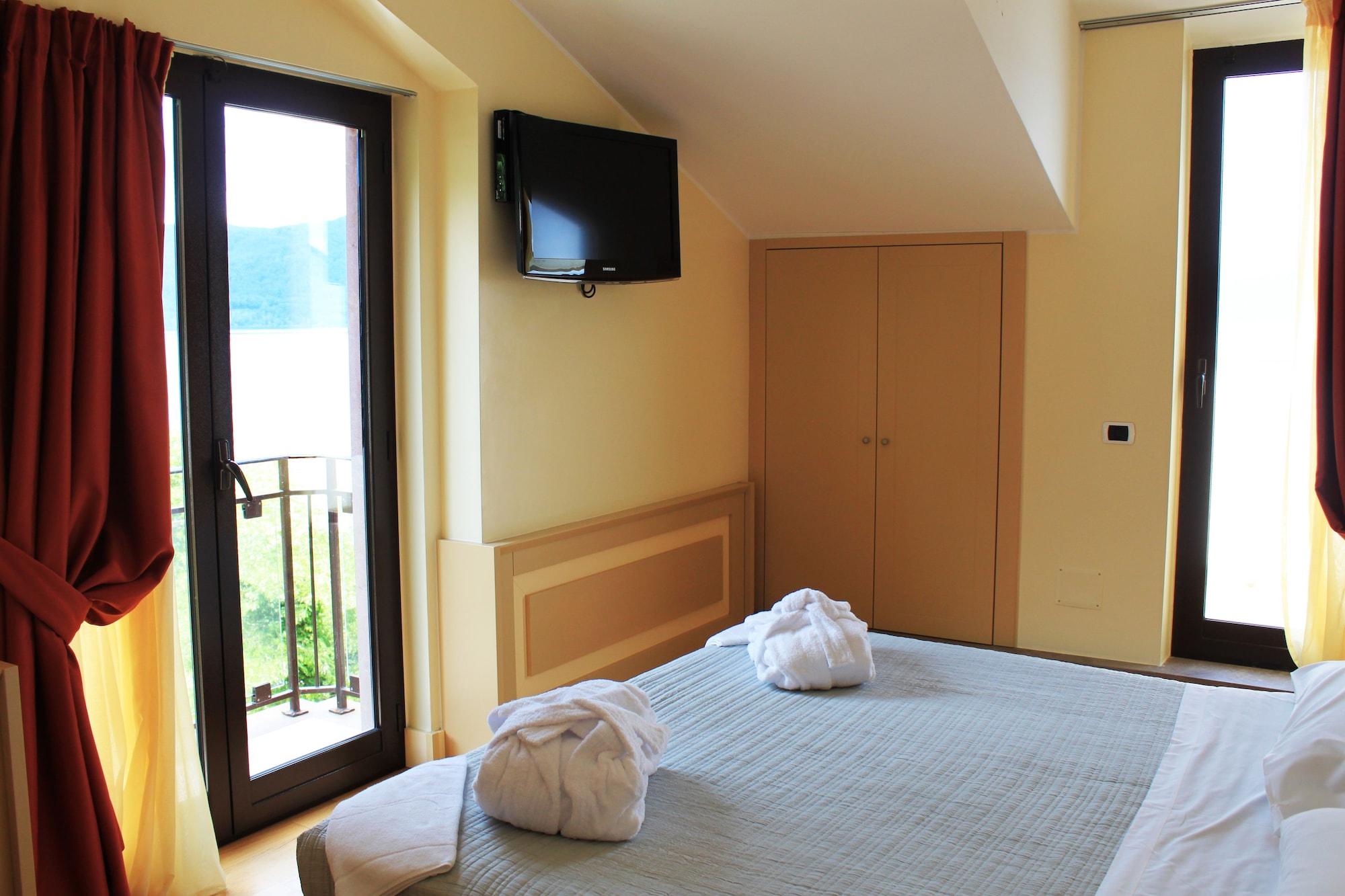 Relais Sans Soucis & Spa Ronciglione  Exterior photo