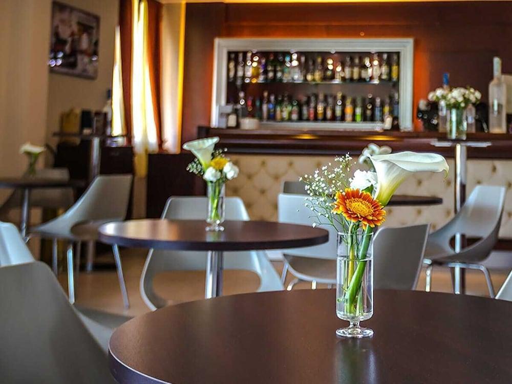 Relais Sans Soucis & Spa Ronciglione  Exterior photo
