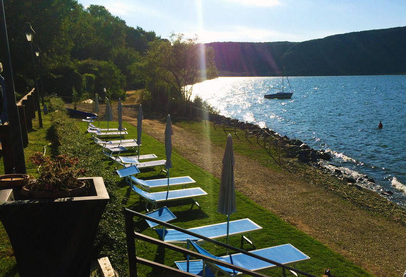 Relais Sans Soucis & Spa Ronciglione  Exterior photo